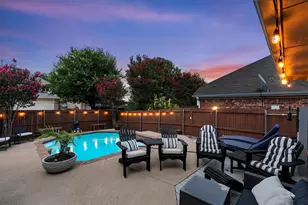5204 China Berry Dr, McKinney, TX 75070 - Photo 2