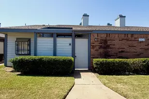 606 Bellaire Dr, Hurst, TX 76053 - Photo 1