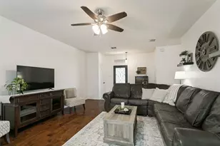 1630 Branch Creek Dr, Allen, TX 75002 - Photo 4