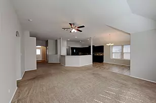 632 Hutchins Dr, Crowley, TX 76036 - Photo 4