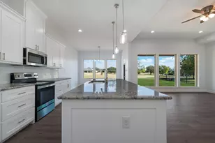 13027 Eagles Nest Dr, Whitney, TX 76692 - Photo 8