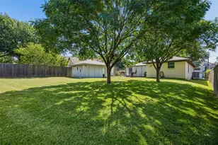 8011 Eagle Trail, Dallas, TX 75238 - Photo 4