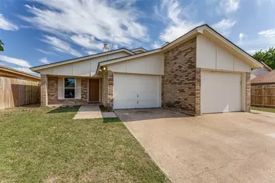 3217 & 3219 Green Ridge Street, Fort Worth, TX 76133 - Photo 2