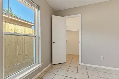 3217 & 3219 Green Ridge Street, Fort Worth, TX 76133 - Photo 14