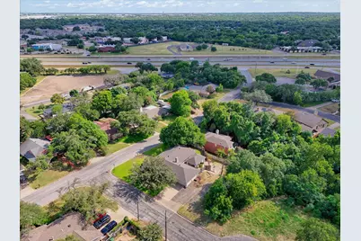 7101 Country Club Road, Waco, TX 76710 - Photo 32