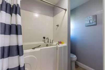1634 Robin Place, Cleburne, TX 76033 - Photo 22