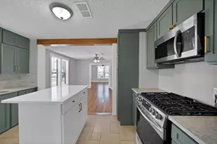 2724 E 12th St, Fort Worth, TX 76111 - Photo 14