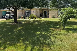 616 Parker Ln, Granbury, TX 76048 - Photo 1