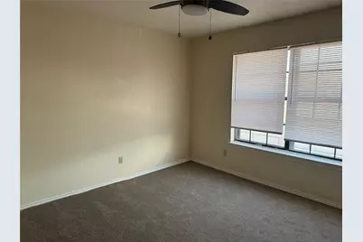 1294 Speight Avenue, Waco, TX 76706 - Photo 16