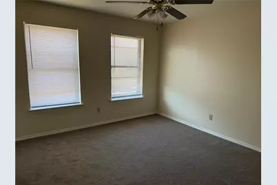 1294 Speight Avenue, Waco, TX 76706 - Photo 14