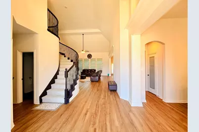214 Tradd Street, Glenn Heights, TX 75154 - Photo 4