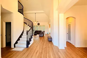 214 Tradd St, Glenn Heights, TX 75154 - Photo 4