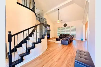 214 Tradd Street, Glenn Heights, TX 75154 - Photo 2