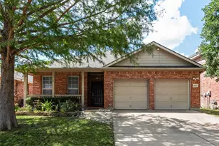 2808 Grandview Dr, Grand Prairie, TX 75052 - Photo 1