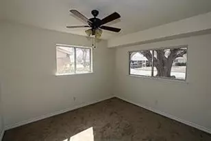829 Sunshine Ln, Grapevine, TX 76051 - Photo 8