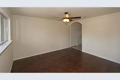 829 Sunshine Lane, Grapevine, TX 76051 - Photo 10