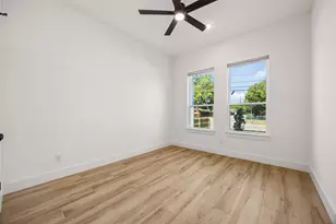 1000 N Bagley St, Dallas, TX 75211 - Photo 12