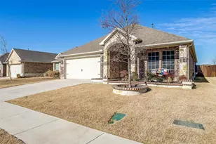 3309 Comal Dr, Little Elm, TX 75068 - Photo 2