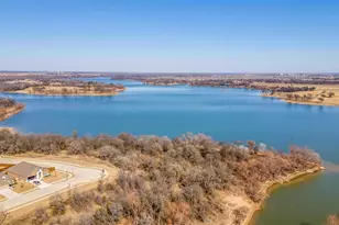 3309 Comal Dr, Little Elm, TX 75068 - Photo 4
