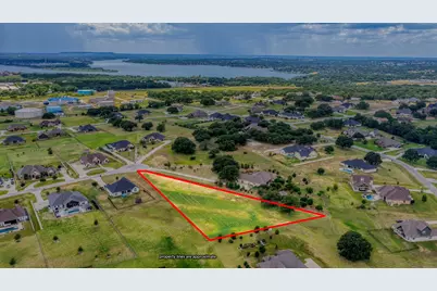717 Coastal Meadows Court, Granbury, TX 76049 - Photo 2