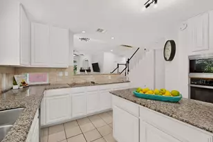 3400 Paint Brush Ln, Bedford, TX 76021 - Photo 12