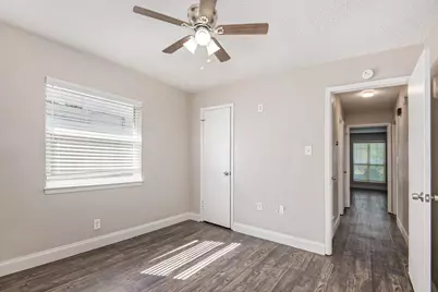 6913 W Cleburne Road, Fort Worth, TX 76133 - Photo 18
