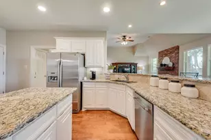 1310 Austin Thomas Dr, Keller, TX 76248 - Photo 14
