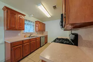 313 N Main St, Red Oak, TX 75154 - Photo 12