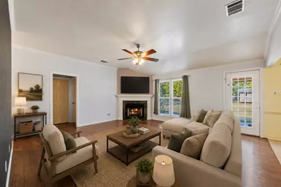 313 N Main Street, Red Oak, TX 75154 - Photo 2