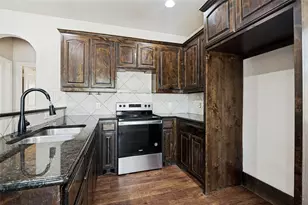 207 Ennis St, Waxahachie, TX 75165 - Photo 12