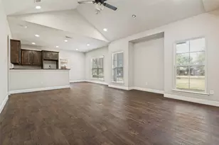 207 Ennis St, Waxahachie, TX 75165 - Photo 8