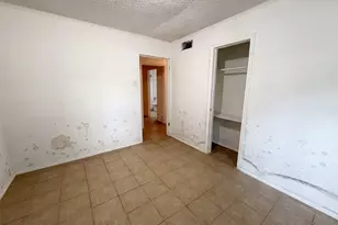 2210 Ben Hur St, Dallas, TX 75253 - Photo 12