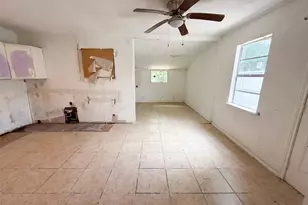 2210 Ben Hur St, Dallas, TX 75253 - Photo 2