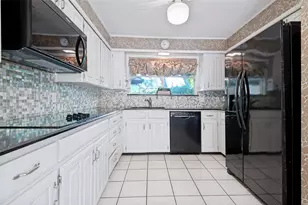 6101 Circleview Dr, Haltom City, TX 76180 - Photo 10