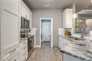 2708 San Gabriel Dr, Granbury, TX 76048 - Photo 10