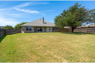 135 Honeysuckle Drive, Justin, TX 76247 - Photo 26