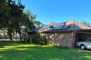 305 Prairie Ln, Granbury, TX 76048 - Photo 4