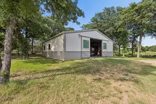 5401 Hidden Valley Ct, Mansfield, TX 76063 - Photo 36