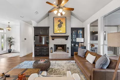 5401 Hidden Valley Court, Mansfield, TX 76063 - Photo 6