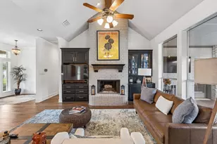 5401 Hidden Valley Ct, Mansfield, TX 76063 - Photo 6