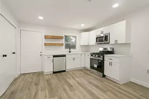 1211 E Virginia St, McKinney, TX 75069 - Photo 8