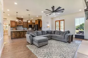 120 Lone Oak, Mineral Wells, TX 76067 - Photo 8