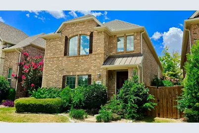 9829 Lightcatcher Drive, Plano, TX 75025 - Photo 2