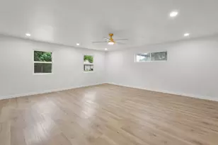 861 Woodcrest Dr, Hurst, TX 76053 - Photo 6