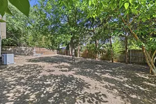 1005 Monterey Dr, Denton, TX 76209 - Photo 22