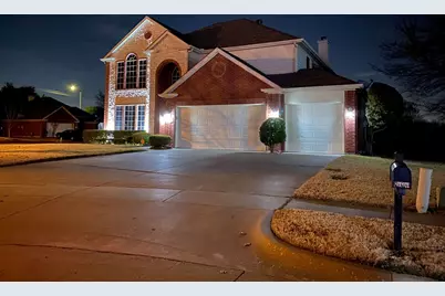 8101 Mansanillo Court, Arlington, TX 76002 - Photo 2