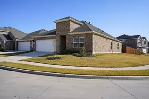 655 Scarlett St, Forney, TX 75126 - Photo 2
