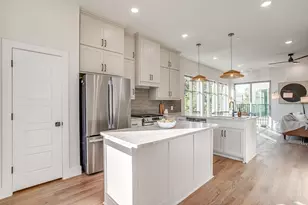 2820 Weisenberger St, Fort Worth, TX 76107 - Photo 6