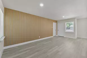 908 W Inwood Dr, Arlington, TX 76013 - Photo 6