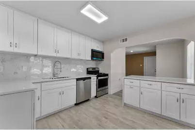 908 W Inwood Drive, Arlington, TX 76013 - Photo 8